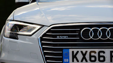 Audi A3 e-tron - front detail