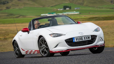 Mazda MX-5 Icon - front cornering