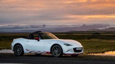Mazda MX-5 Icon - side