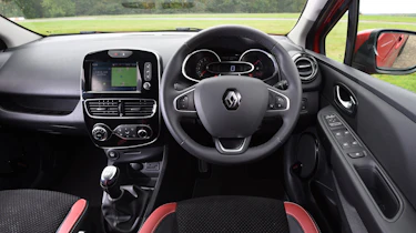 Renault Clio - dash