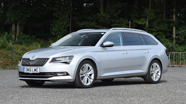Skoda Superb Estate - front static