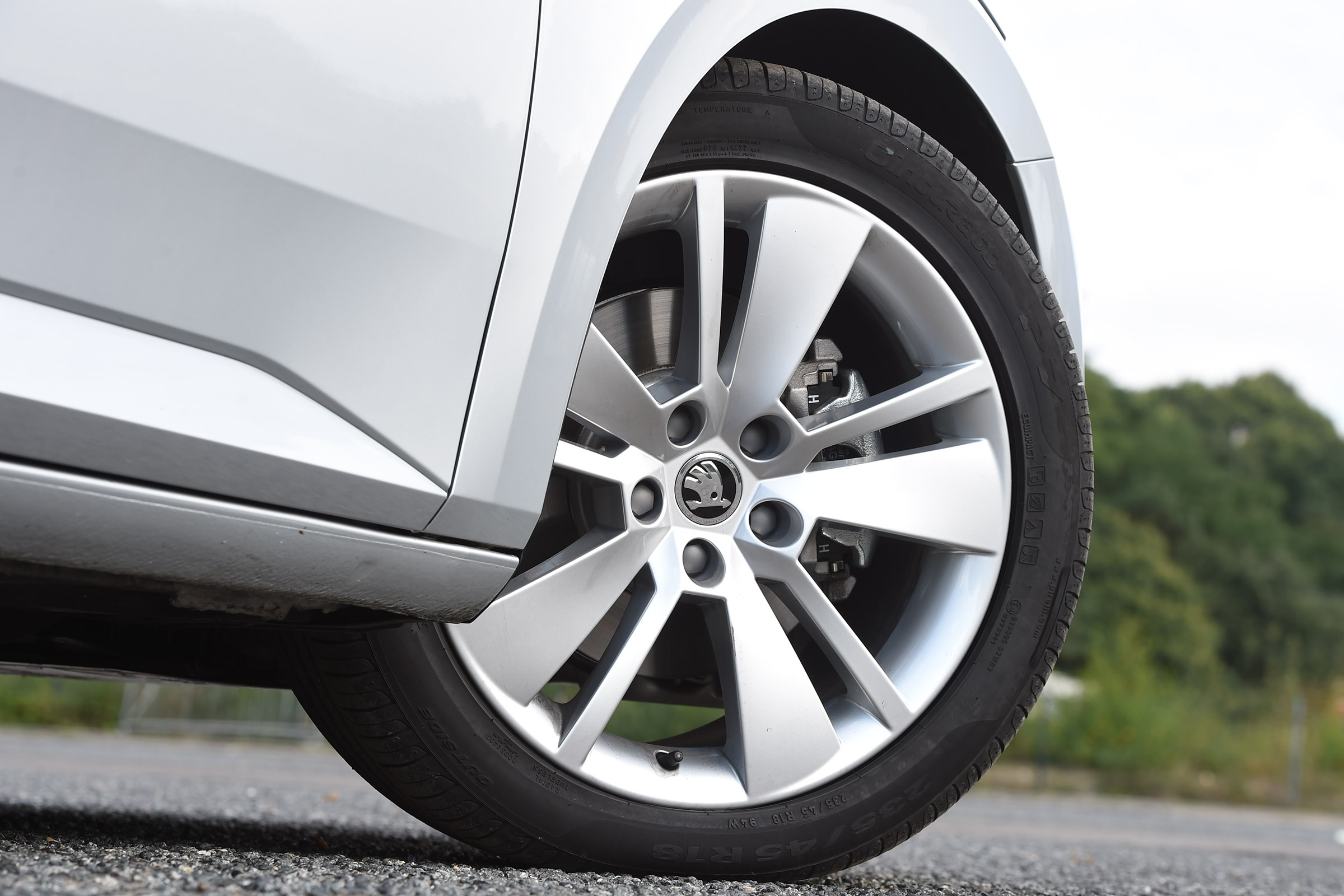 Skoda Superb Estate - wheel detail