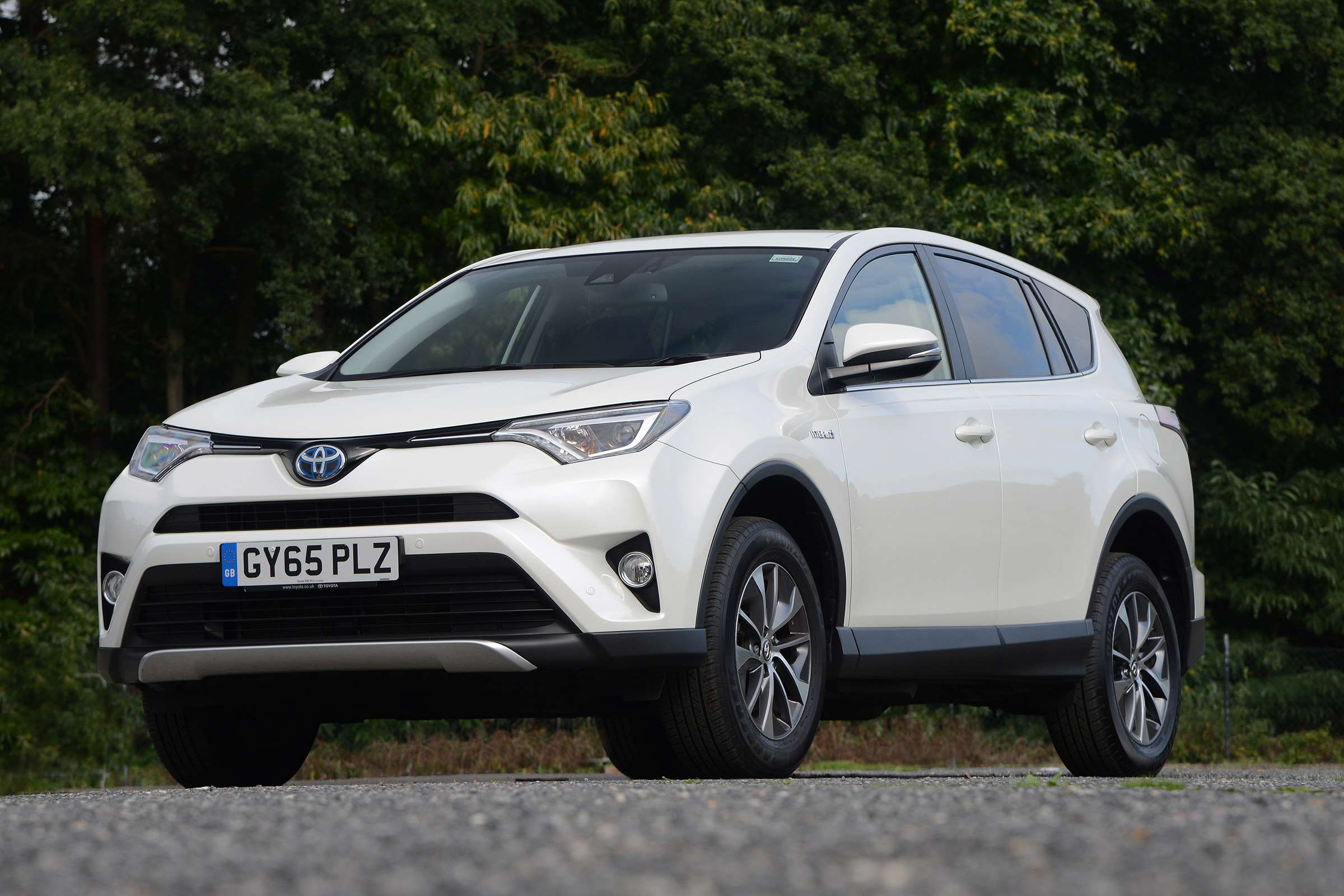 Toyota RAV4 Hybrid - front static