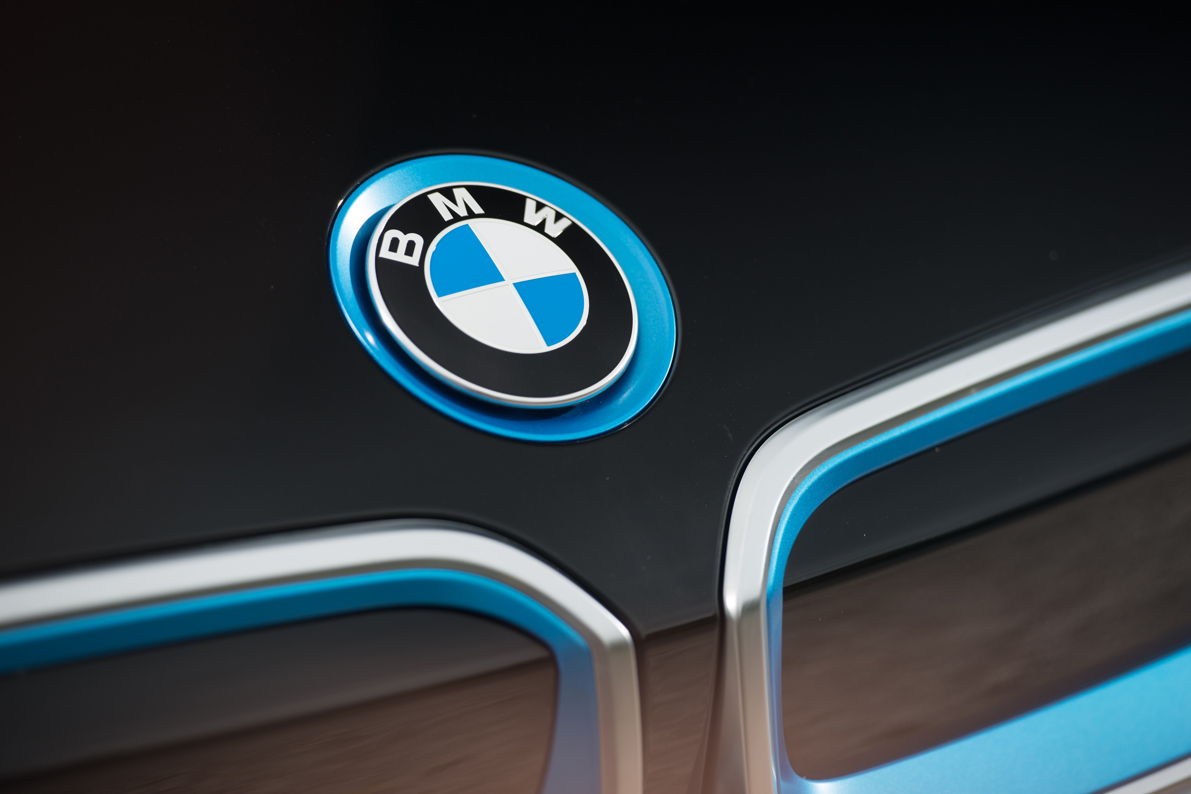 BMW i3 REx 94AH - new badge
