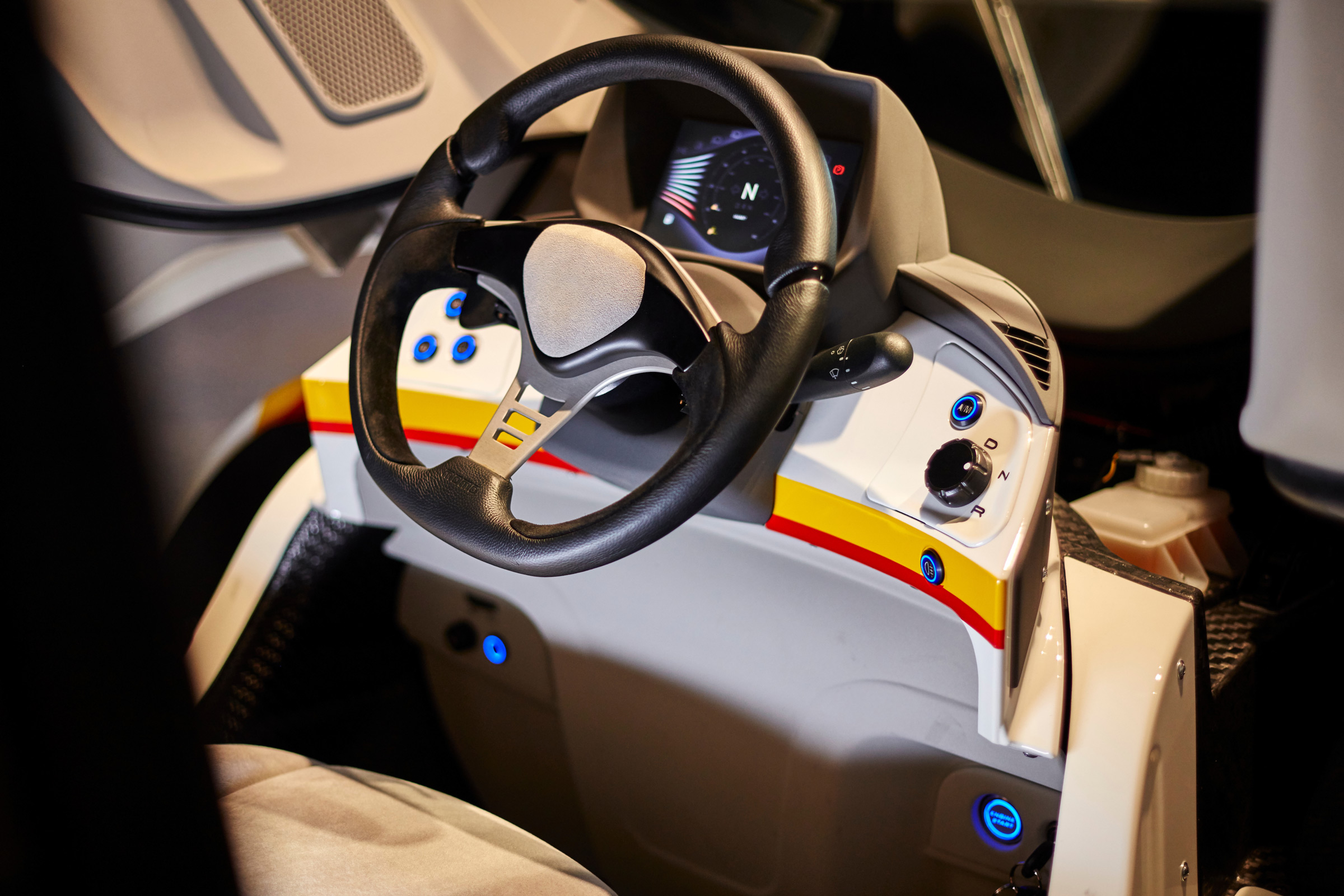 Shell Project M city car - interior