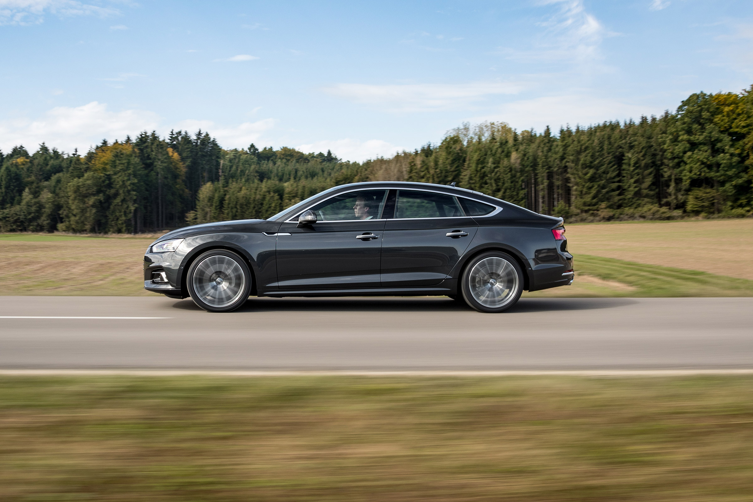 Audi A5 Sportback - side