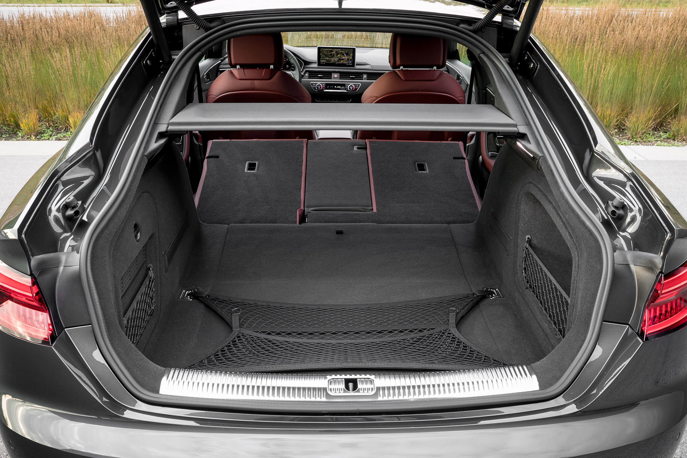 Audi A5 Sportback - boot seats down