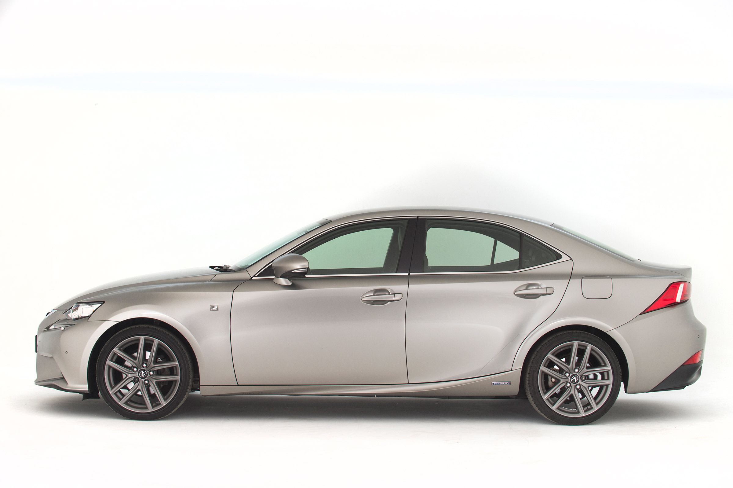 Used Lexus IS - side