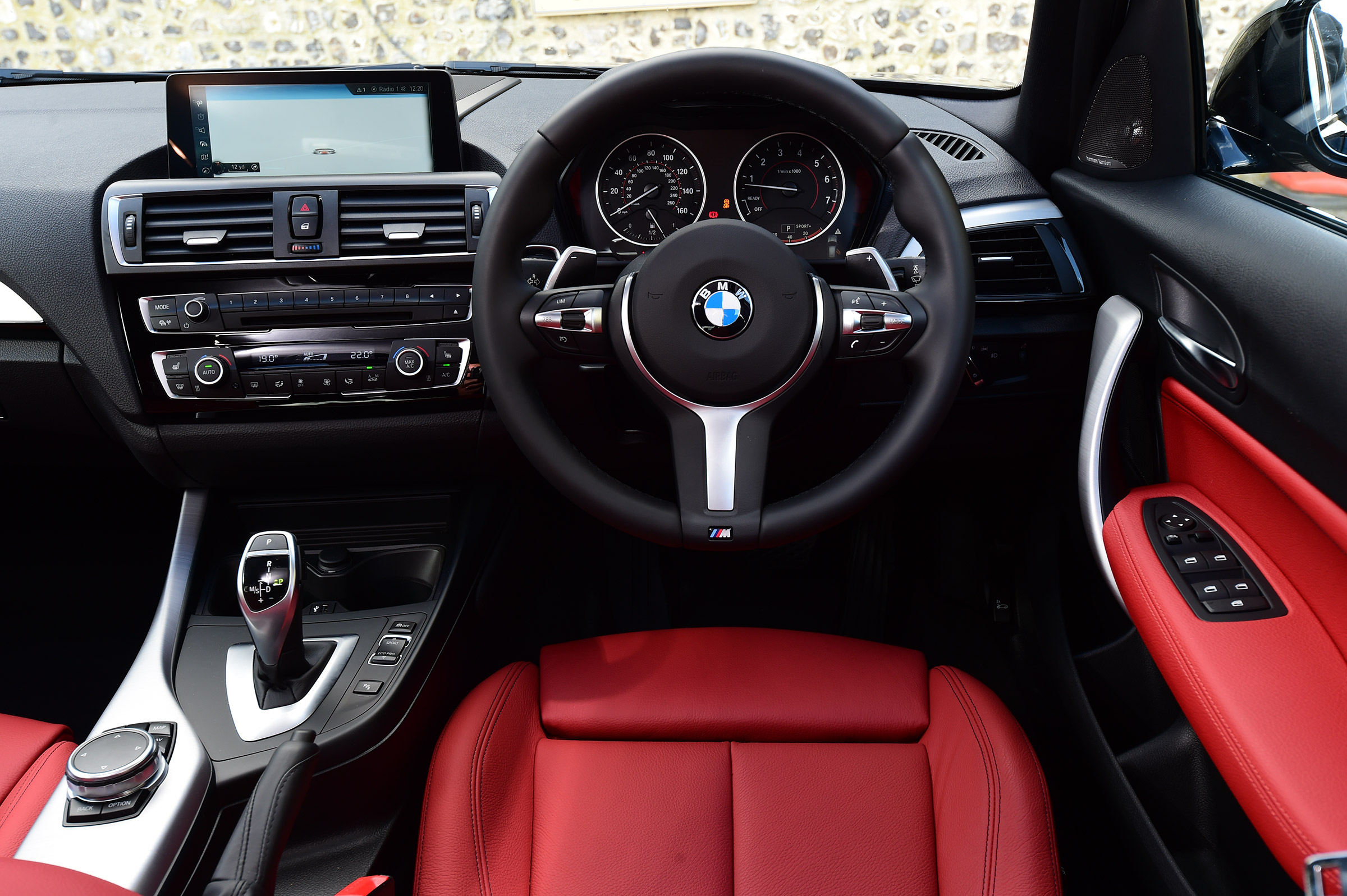 BMW M140i - dash