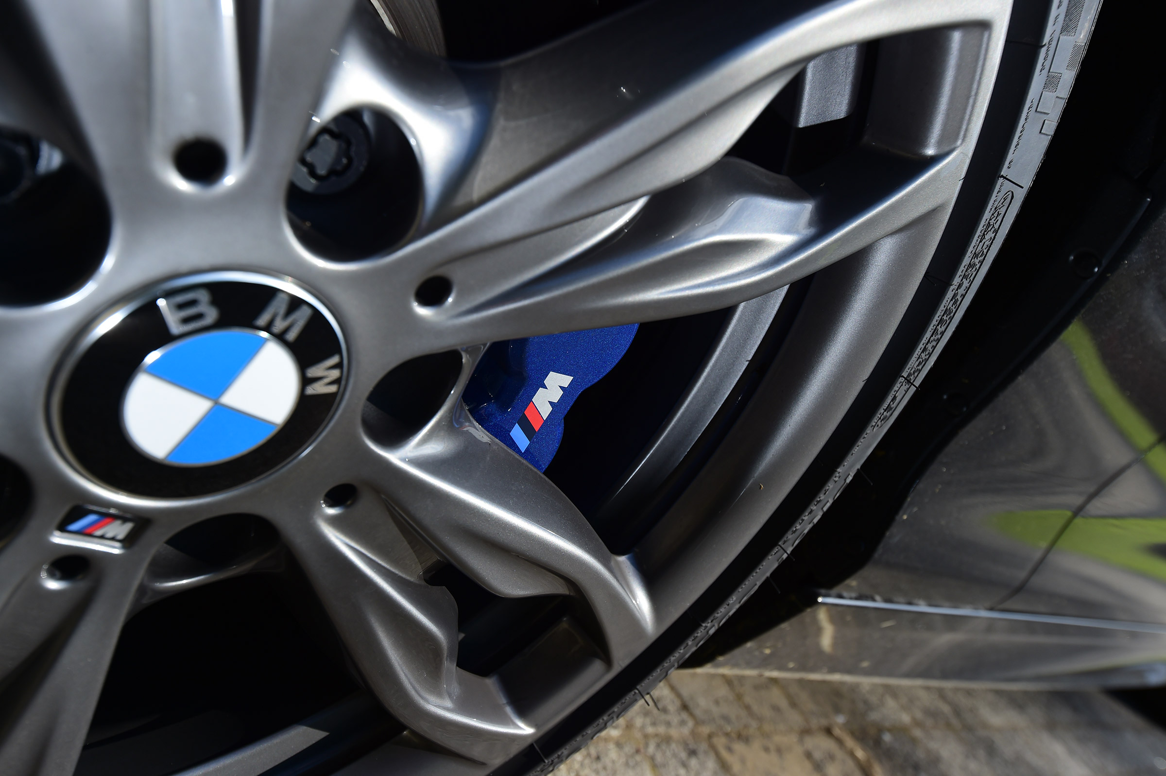 BMW M140i - wheel detail