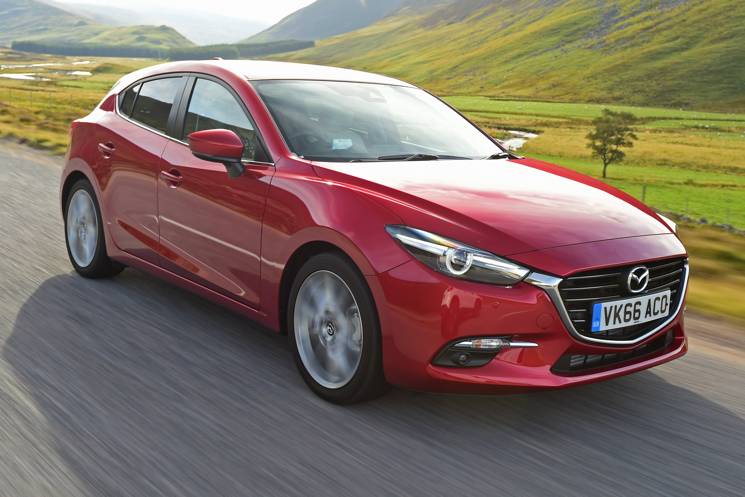 Mazda 3 2016 - front tracking