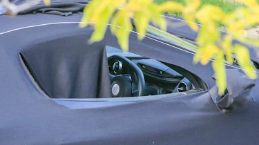 McLaren 650S replacement - spyshot interior
