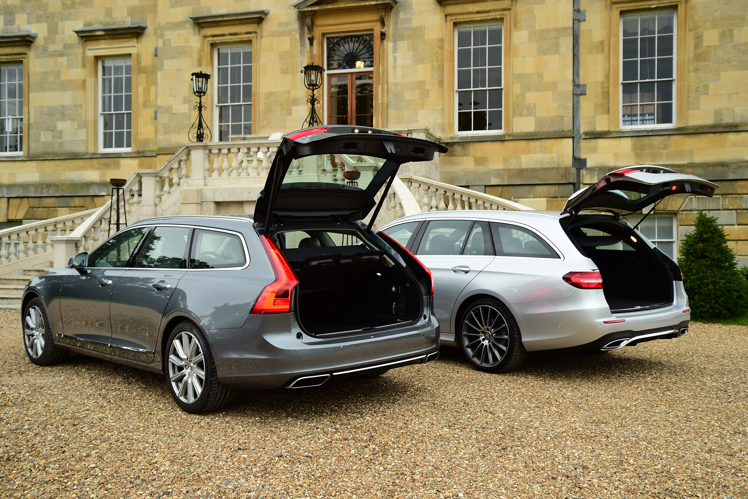 Mercedes E-Class Estate vs Volvo V90 - boots open