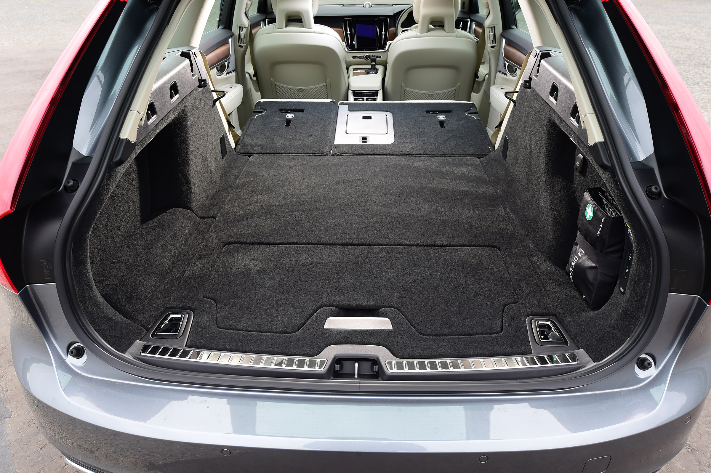 Volvo V90 - boot