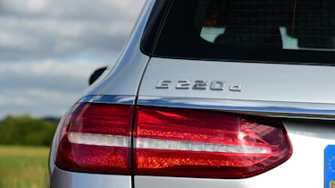 Mercedes E-Class Estate E220d UK - rear light