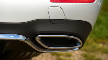 Mercedes E-Class Estate E220d UK - exhaust