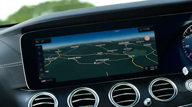 Mercedes E-Class Estate - sat-nav