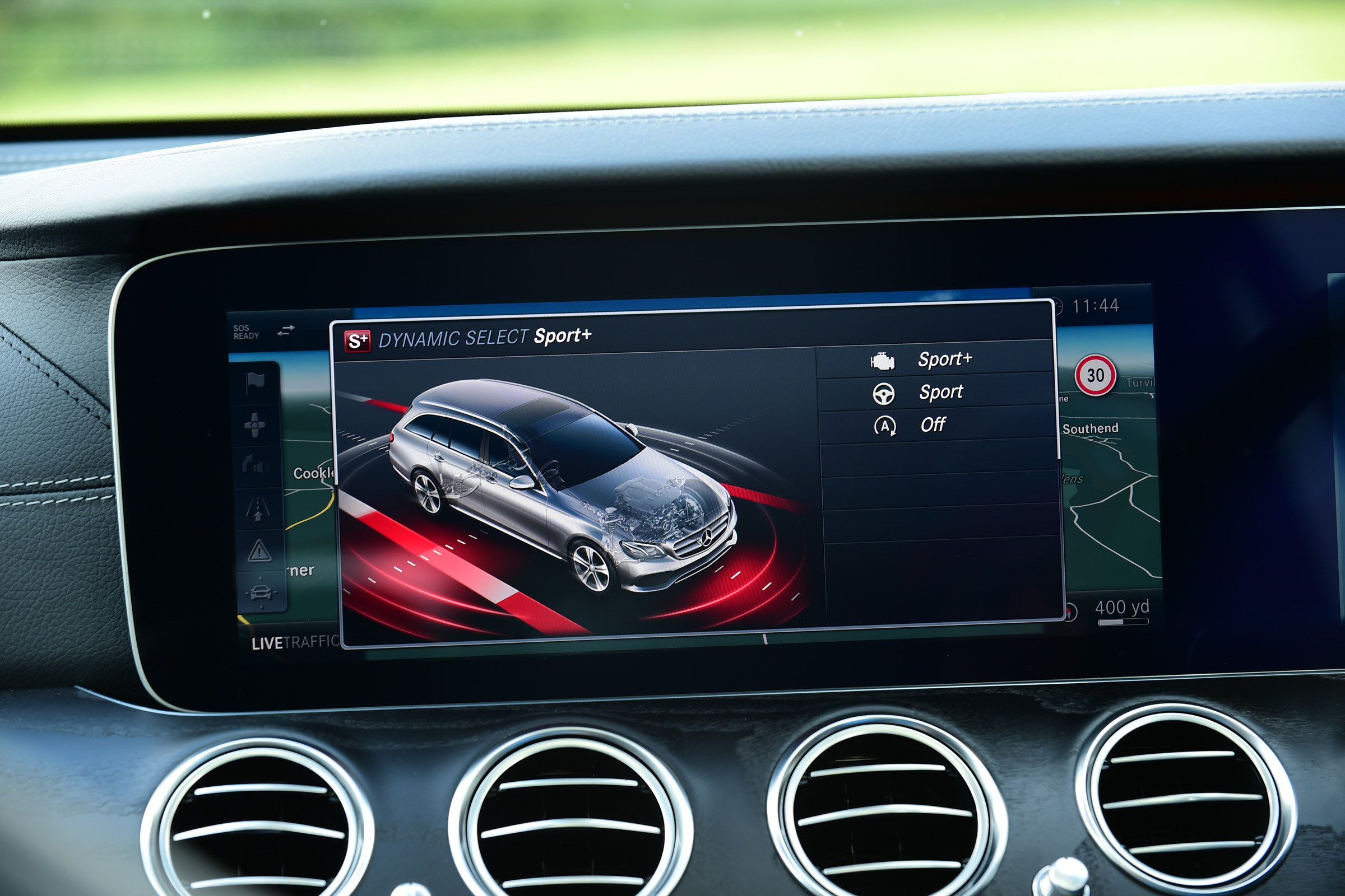 Mercedes E-Class Estate E220d UK - sport mode