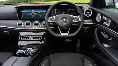 Mercedes E-Class Estate E220d UK - interior