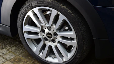 MINI Seven - wheel detail
