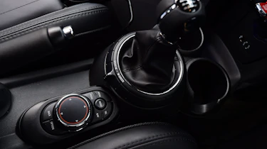 MINI Seven - centre console