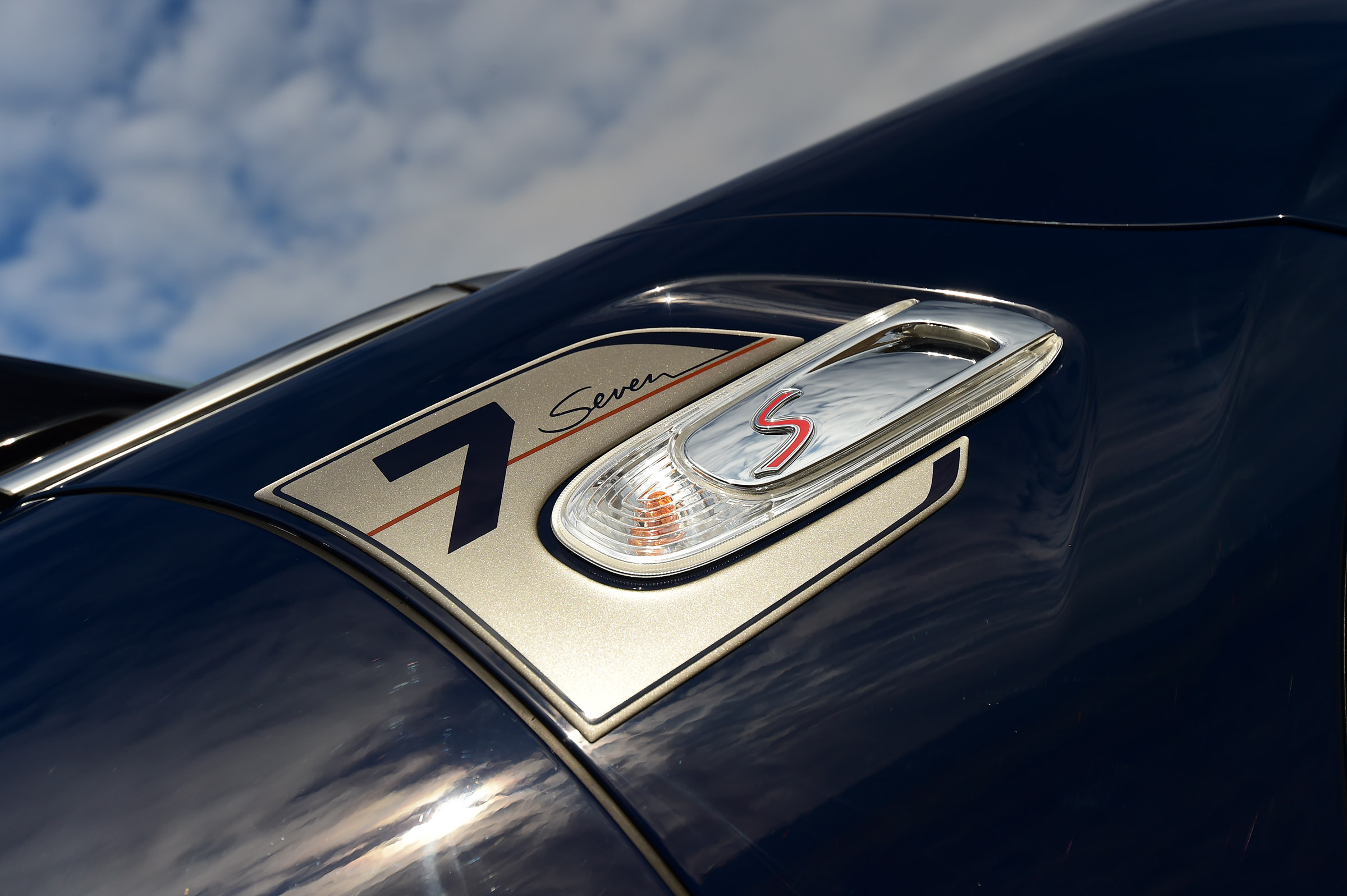 MINI Seven - 7 details