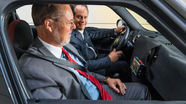 MINI Countryman PHEV - disguised driving