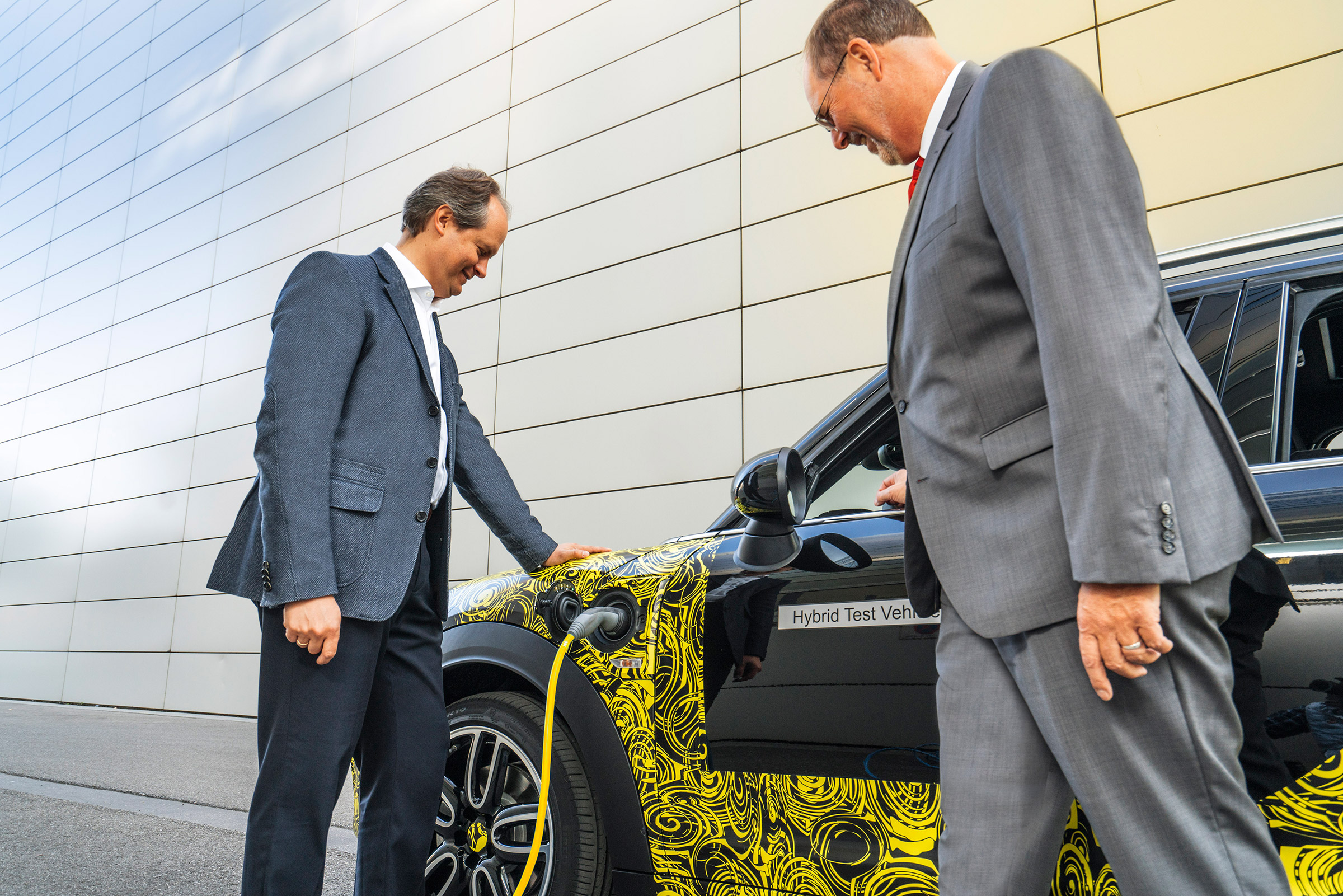 MINI Countryman PHEV - disguised plug-in
