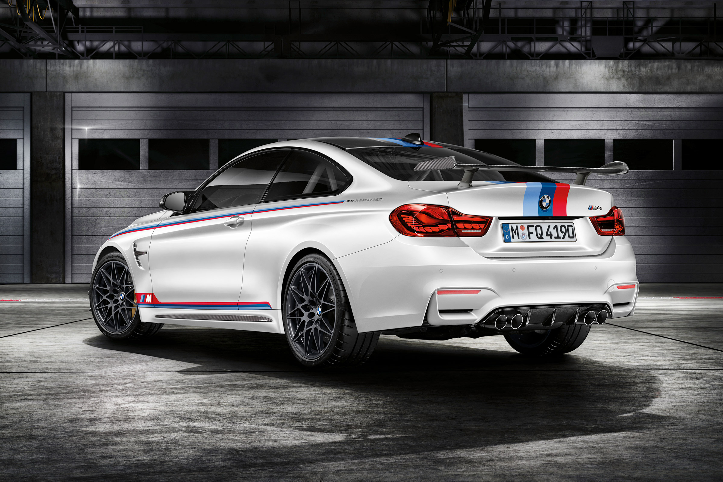 BMW M4 DTM Champion Edition - rear
