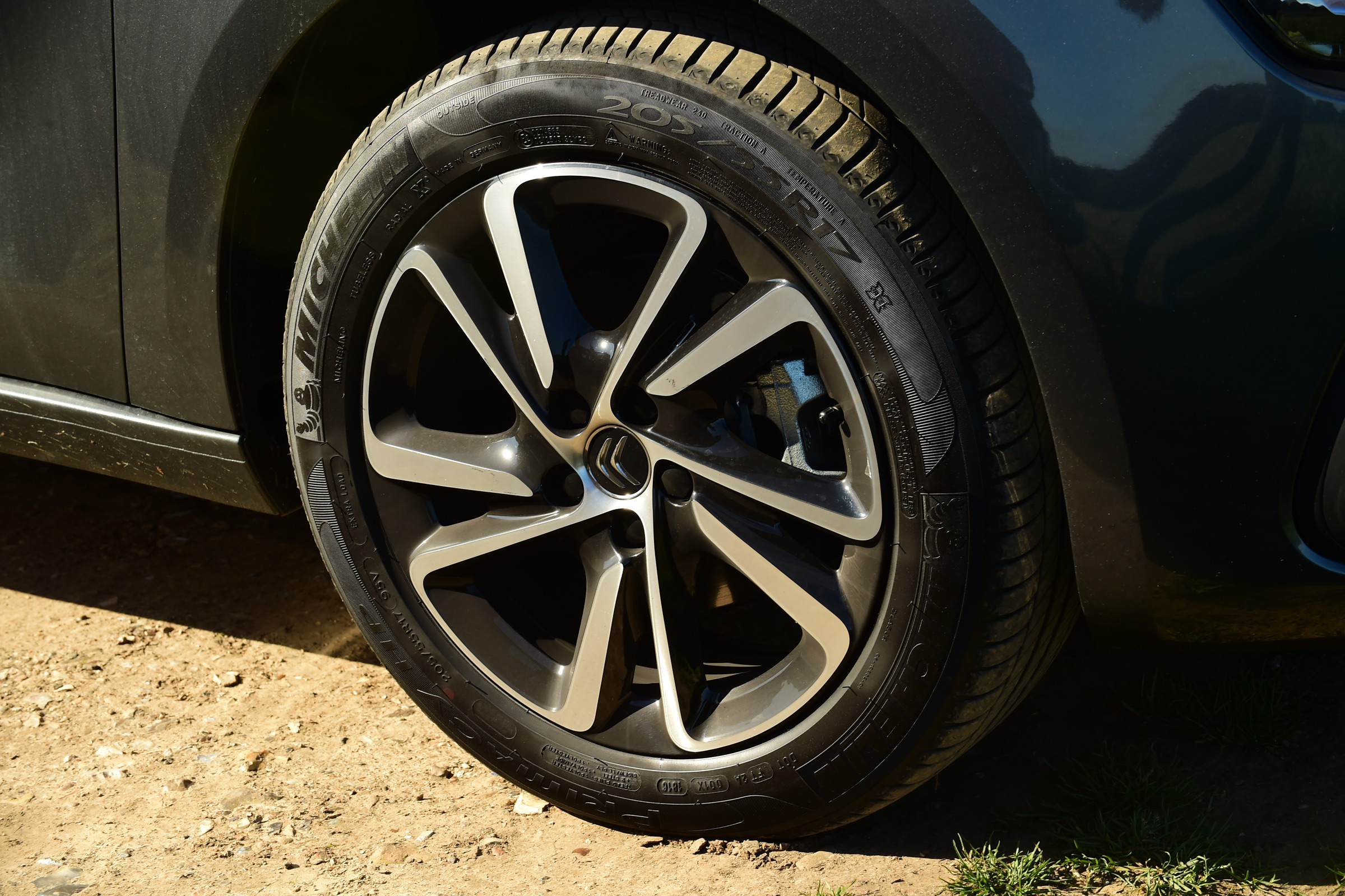 Citroen C4 Picasso Touch Edition - wheel