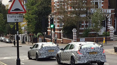 Honda Civic Type-R 2017 London spy shots close