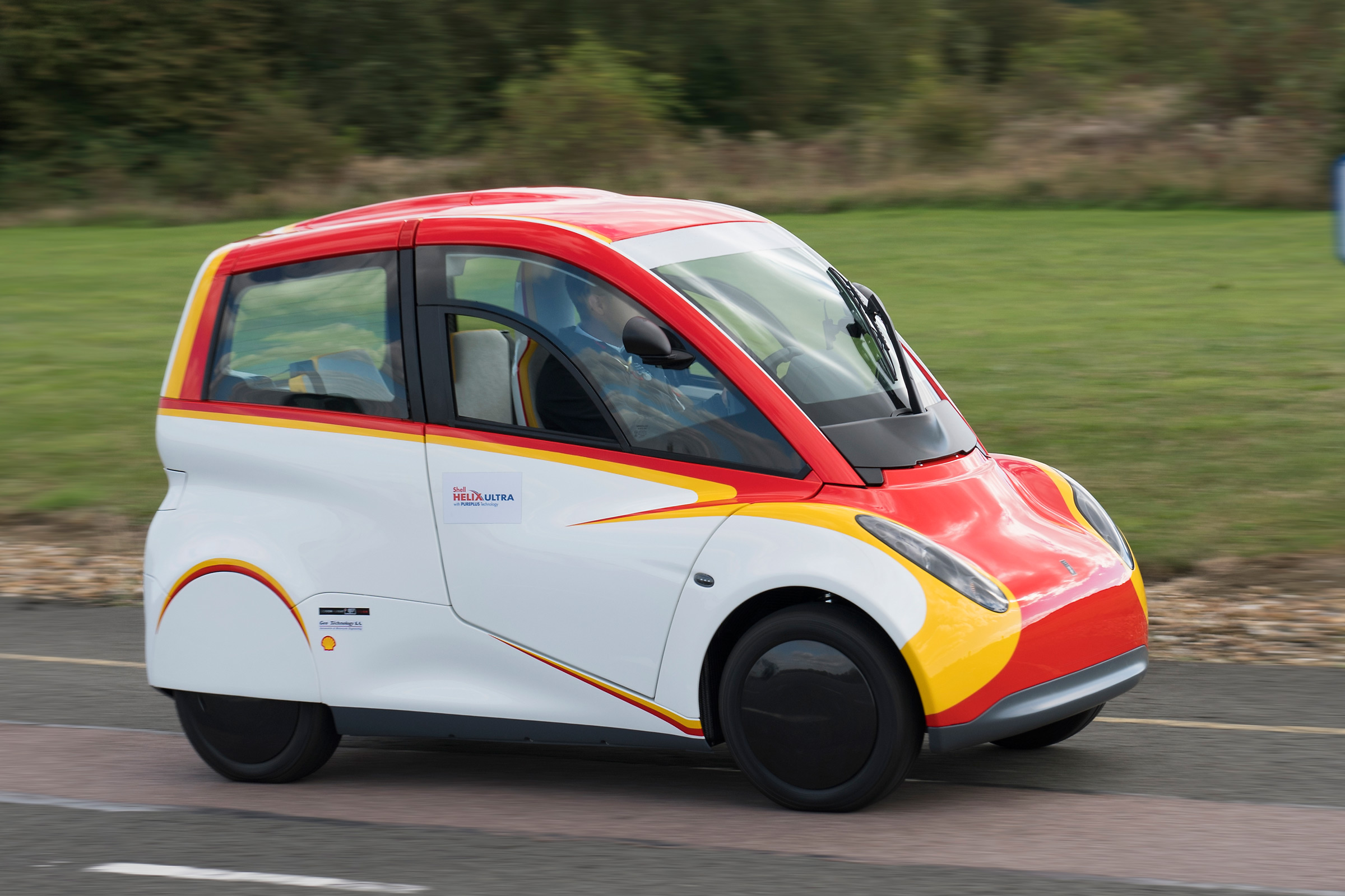 Shell Project M city car - front cornering 4