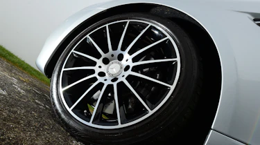 Mercedes SLC 250d - wheel