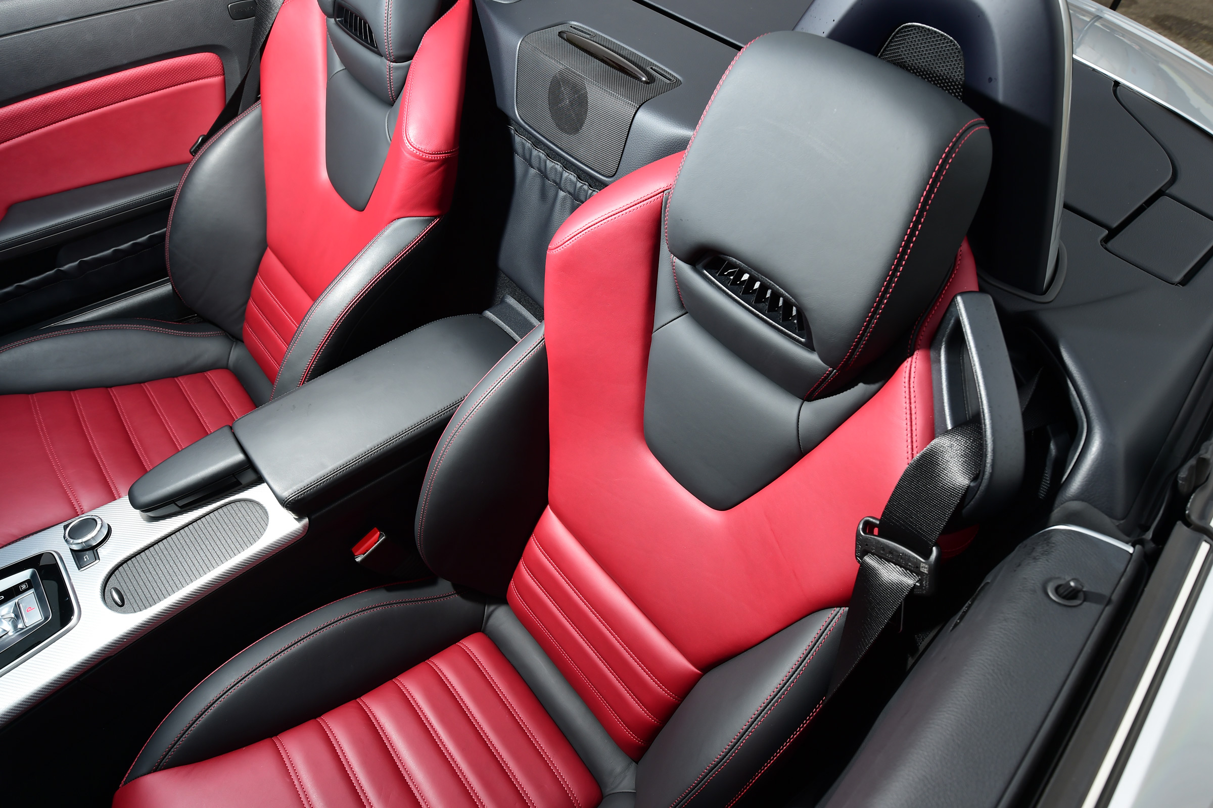 Mercedes SLC 250d - seats