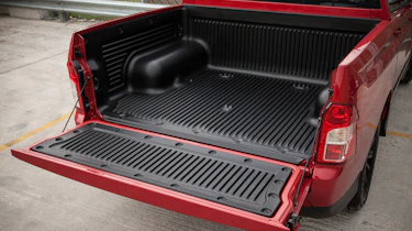 SsangYong Musso - load bed