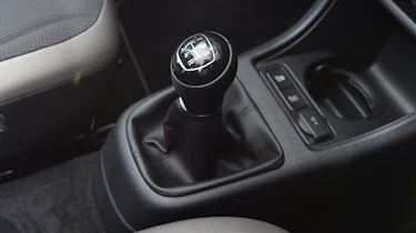 Volkswagen up! - gearstick