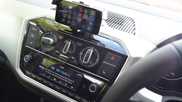 Volkswagen up! - centre console