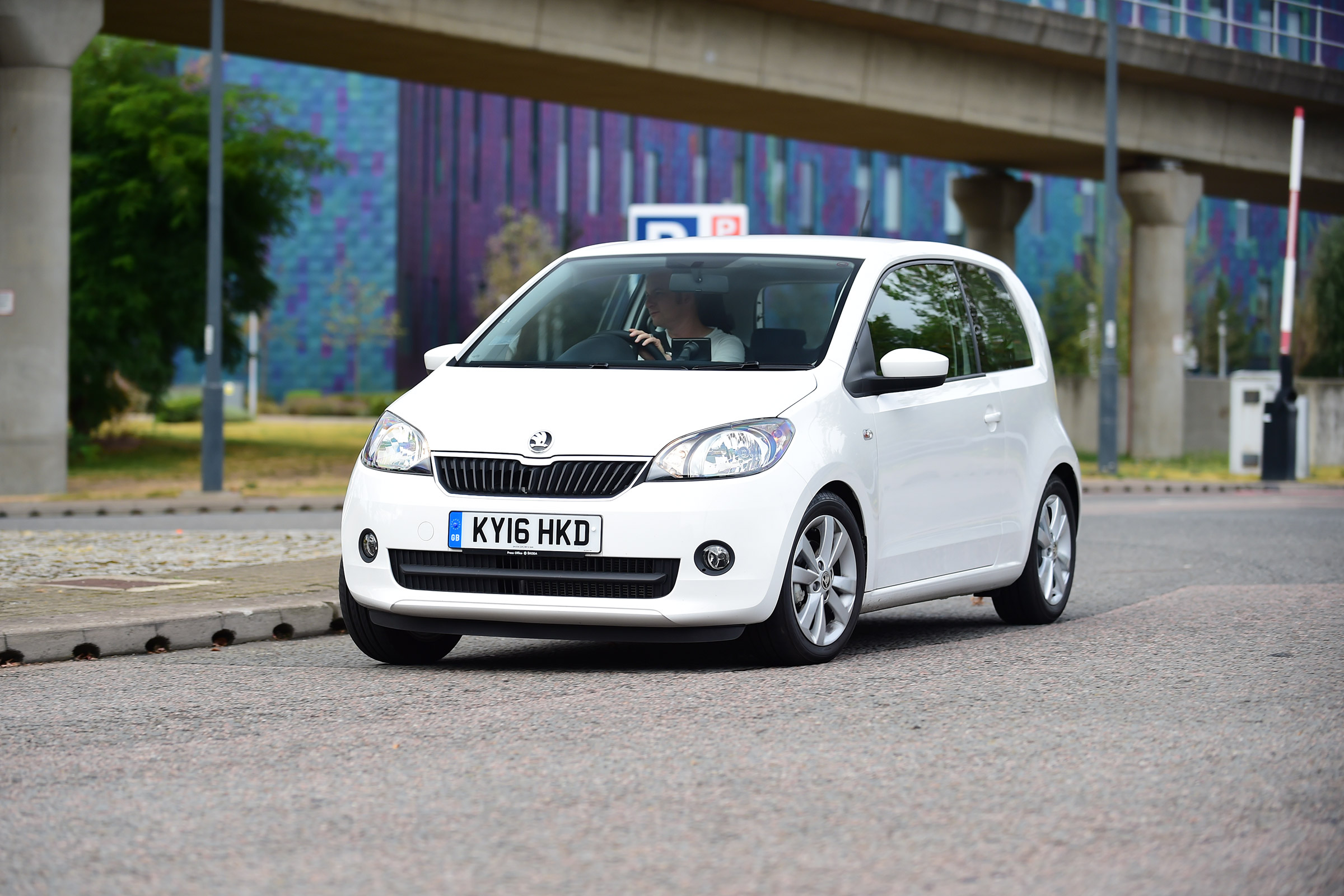 Skoda Citigo - front action