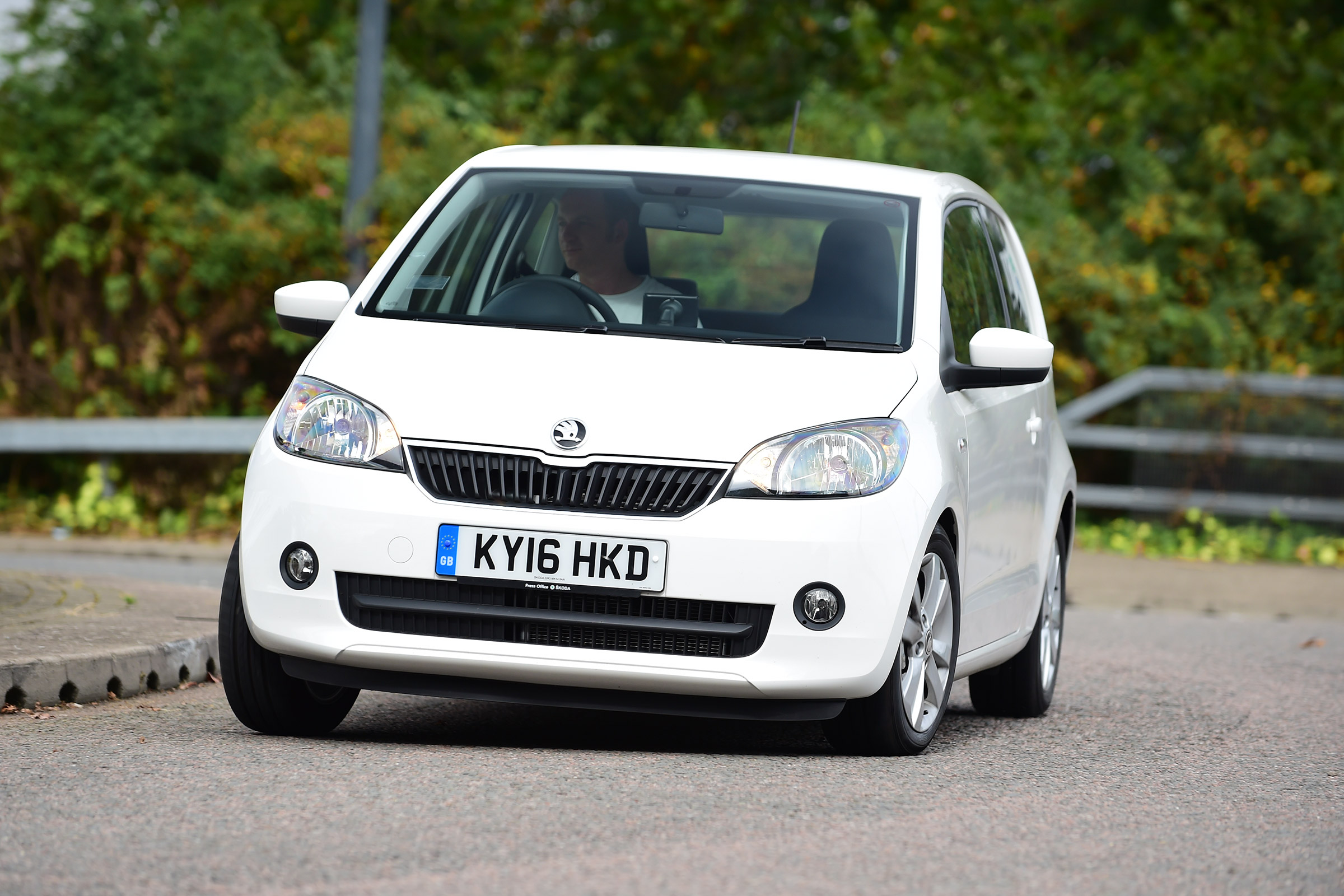 Skoda Citigo - front cornering