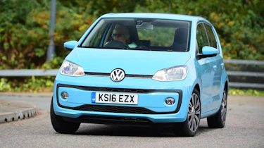 Volkswagen up! - front cornering