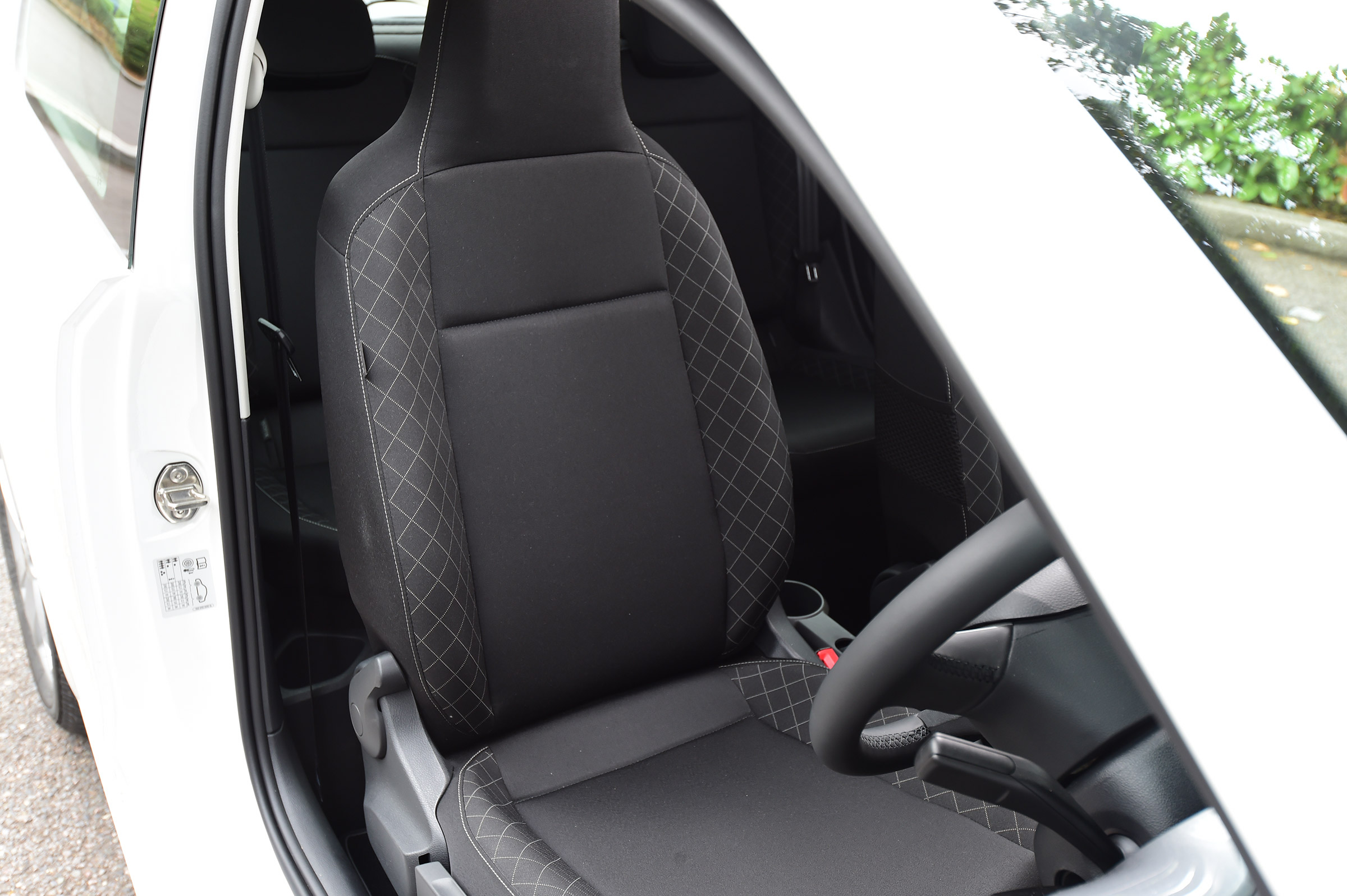 Skoda Citigo - front seat