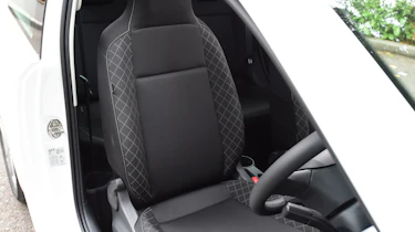 Skoda Citigo - front seat