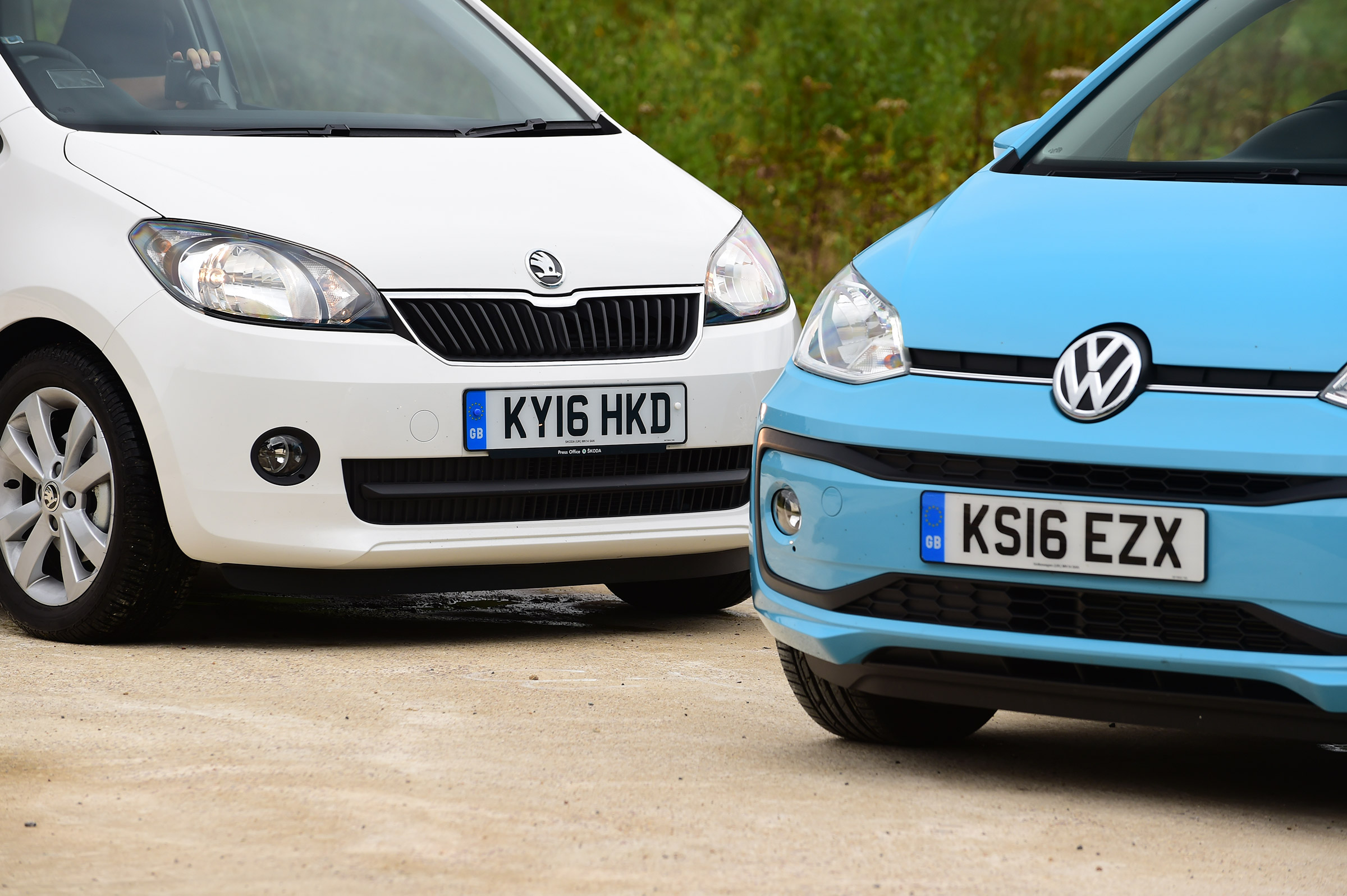 Volkswagen up! vs Skoda Citigo - front detail