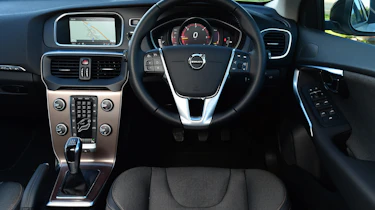 Volvo V40 Cross Country - dash