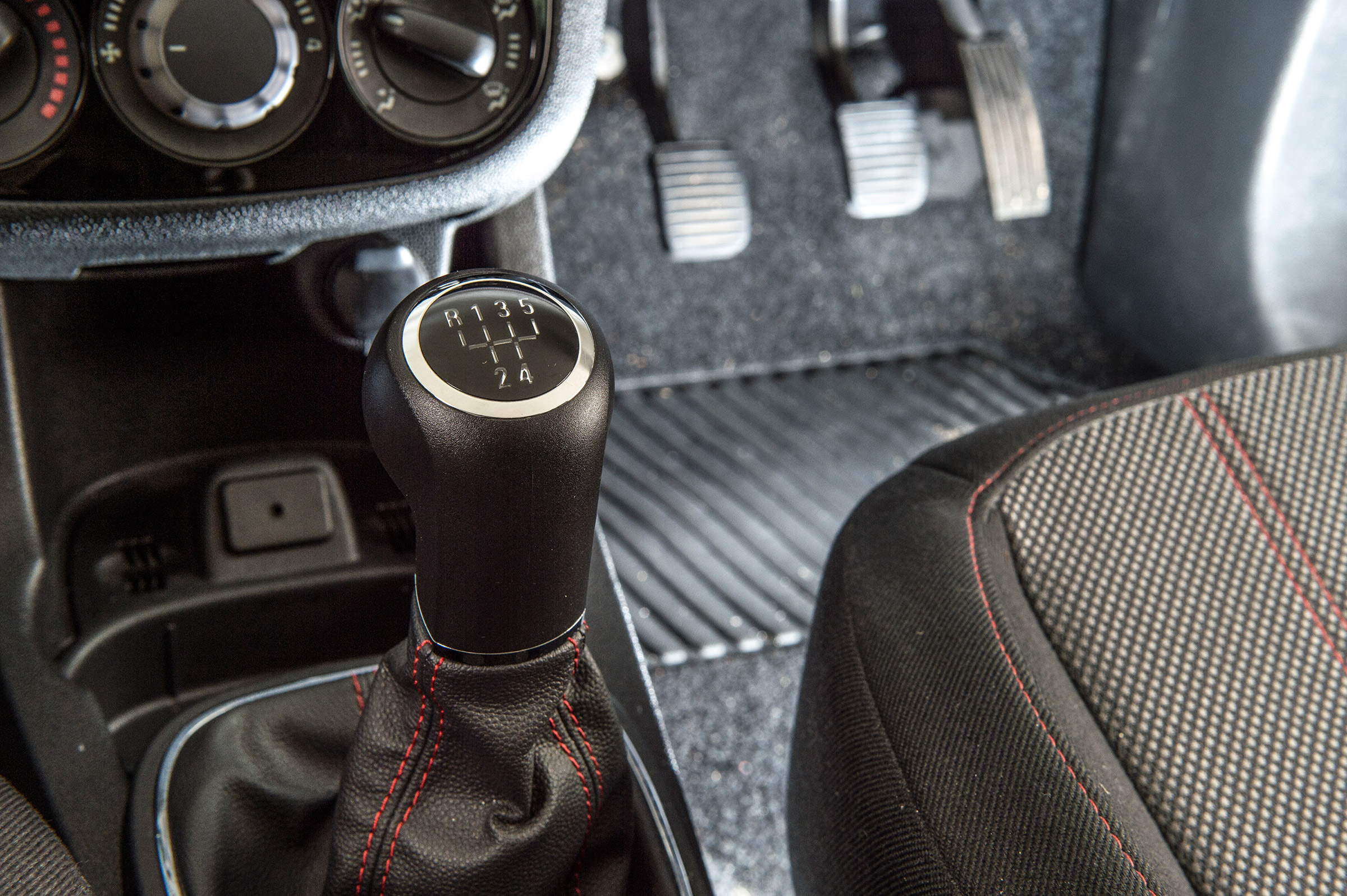 Used Vauxhall Corsa - gear stick