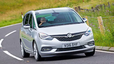 Vauxhall Zafira Tourer - front action