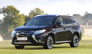 Mitsubishi Outlander PHEV Juro