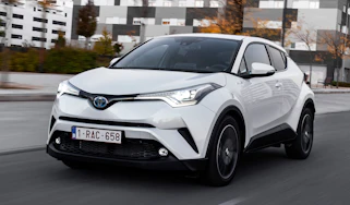 Toyota C-HR - front