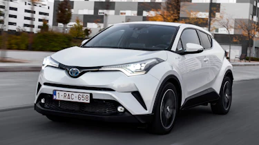 Toyota C-HR - front