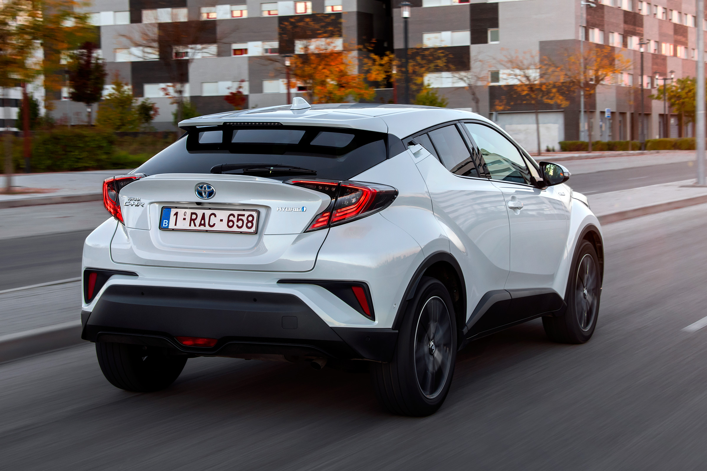 Toyota C-HR - rear
